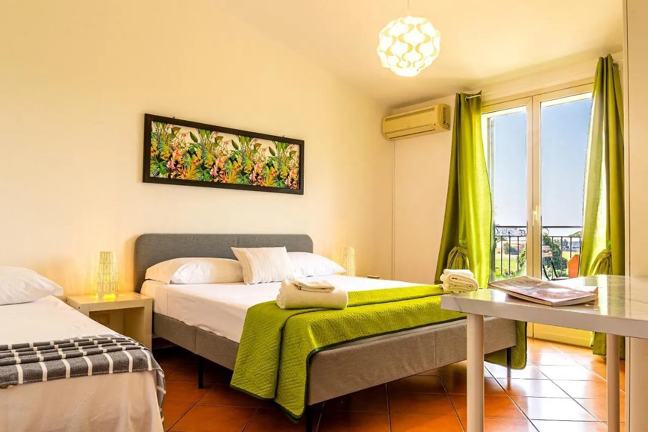 Villetta Mari E Amuri Giardini Naxos Apartment