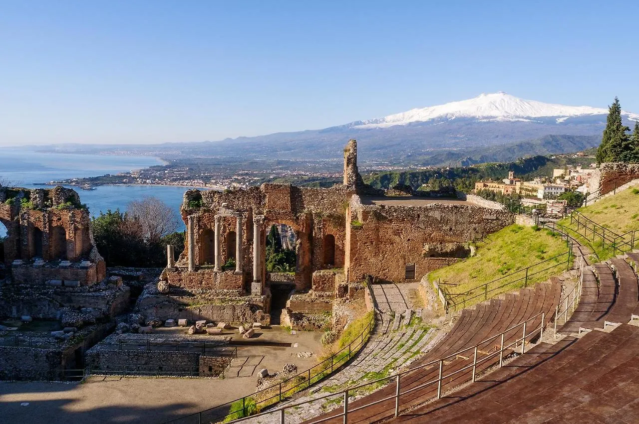 Villetta Mari E Amuri Giardini Naxos 0*,