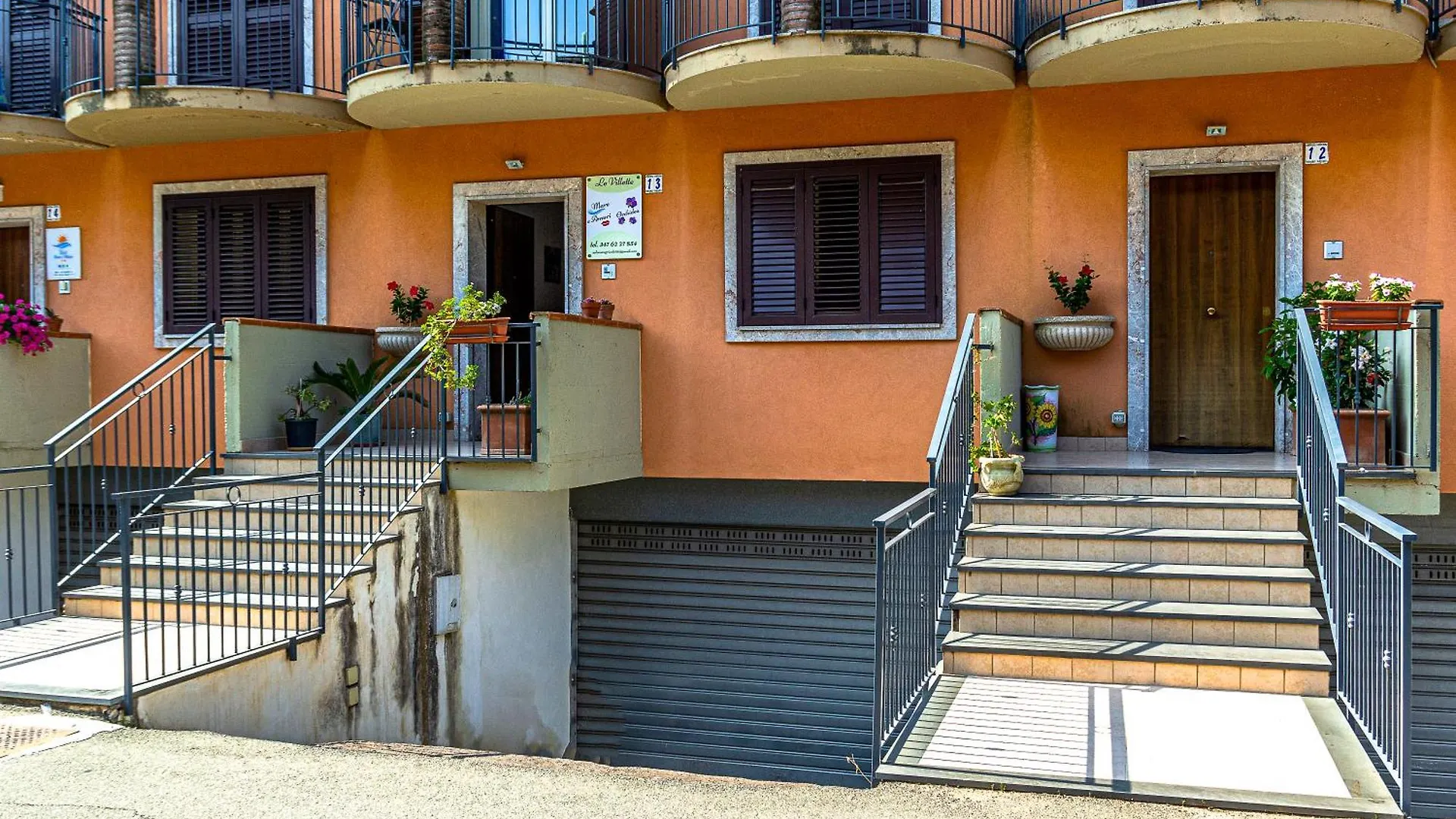 Villetta Mari E Amuri Giardini Naxos Italy
